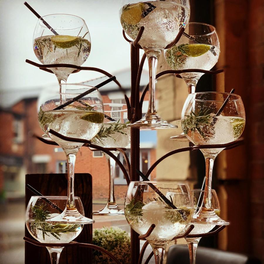 The Wheatsheaf Hotel, Sandbach Exterior photo A gin and tonic tree